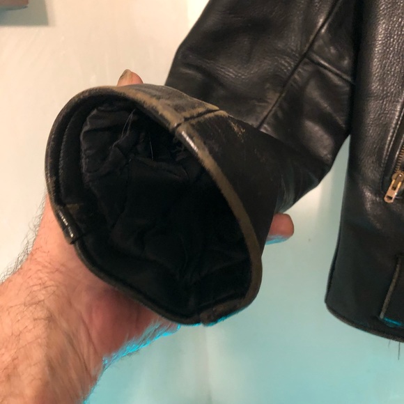 1980’s heavy leather biker jacket - Picture 3 of 8